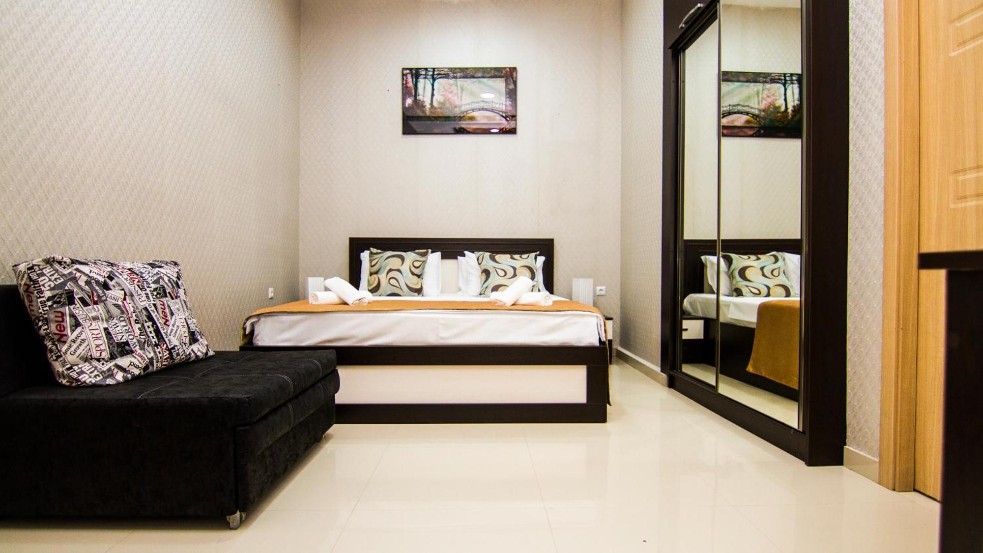 Hotel Care Inn Тбілісі Екстер'єр фото