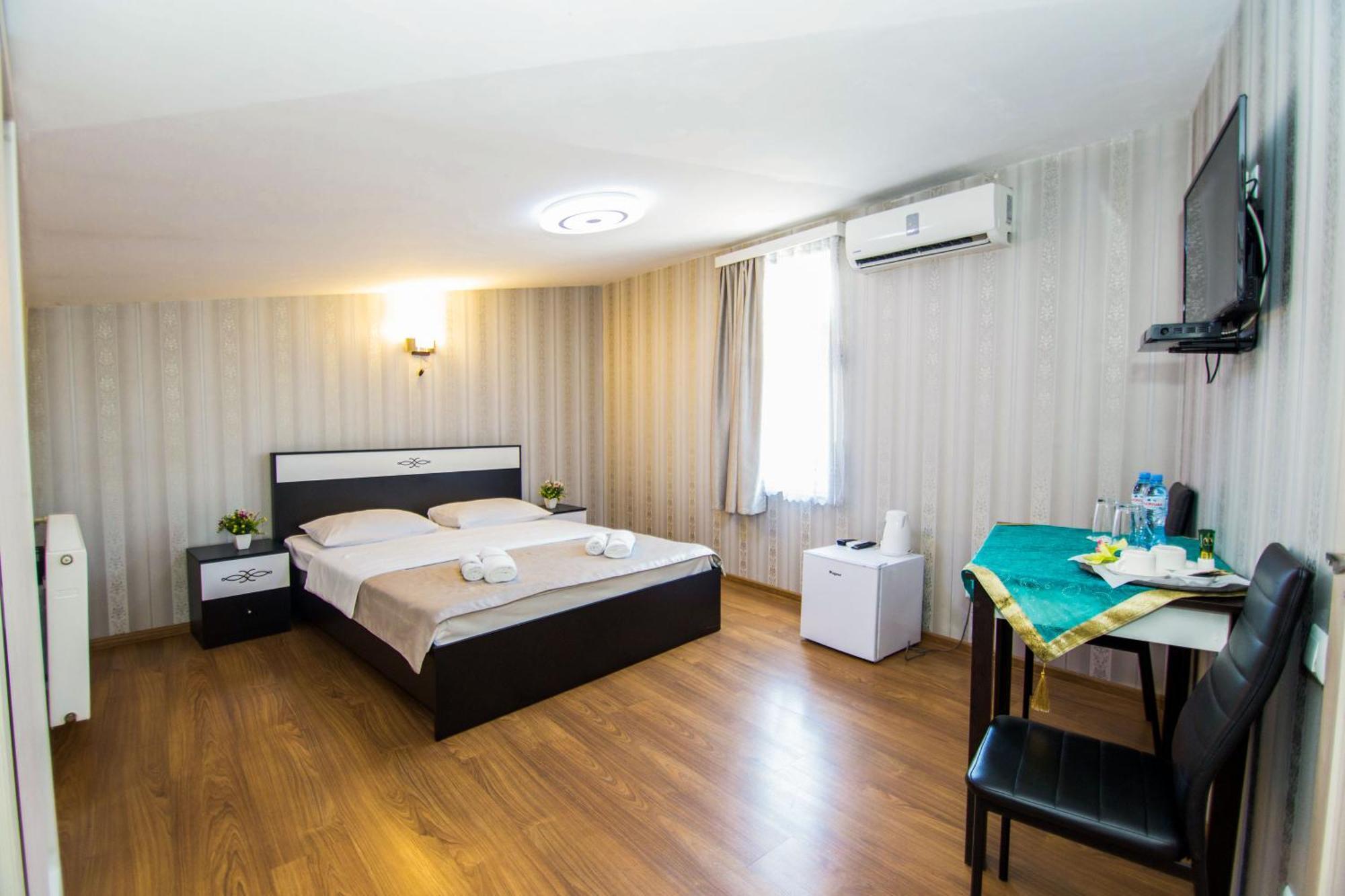Hotel Care Inn Тбілісі Екстер'єр фото