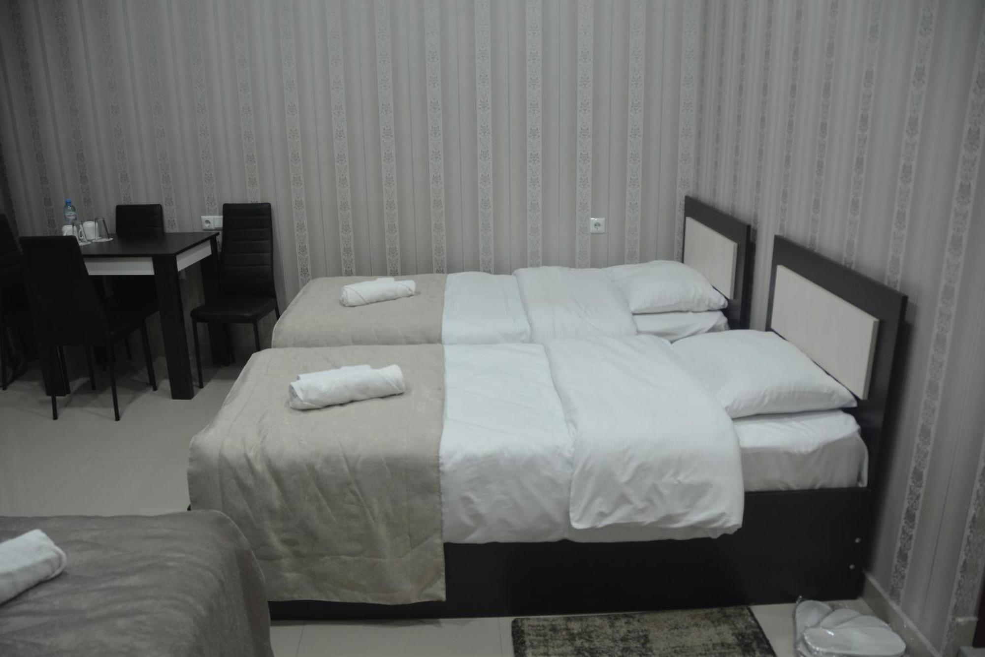 Hotel Care Inn Тбілісі Екстер'єр фото